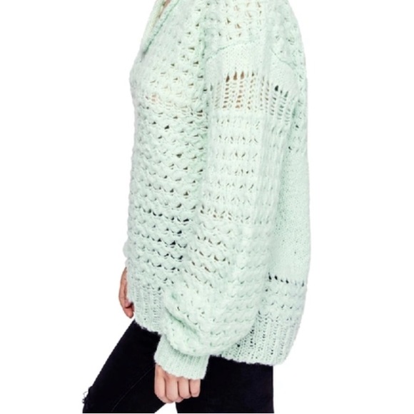 Free People Mint Green Crashing Waves Pullover Knit Sweater W-353 Size Small - Picture 3 of 12